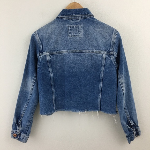 F21 | Distressed Cropped Blue Denim Jean Jacket - Picture 6 of 9